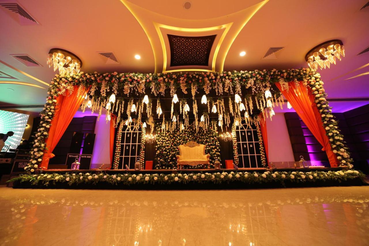 Hotel Prince Viraj Jabalpur Esterno foto