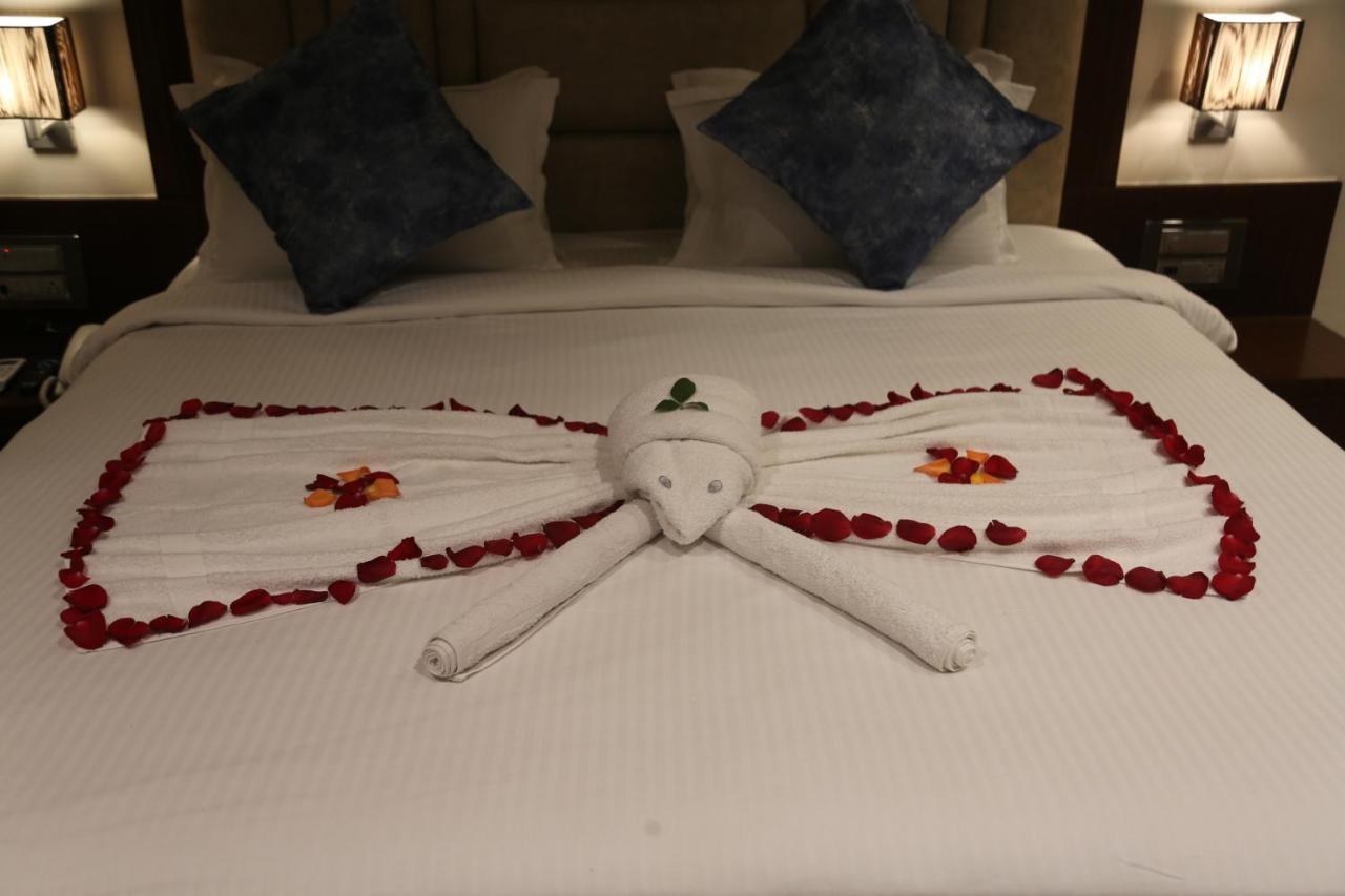 Hotel Prince Viraj Jabalpur Esterno foto