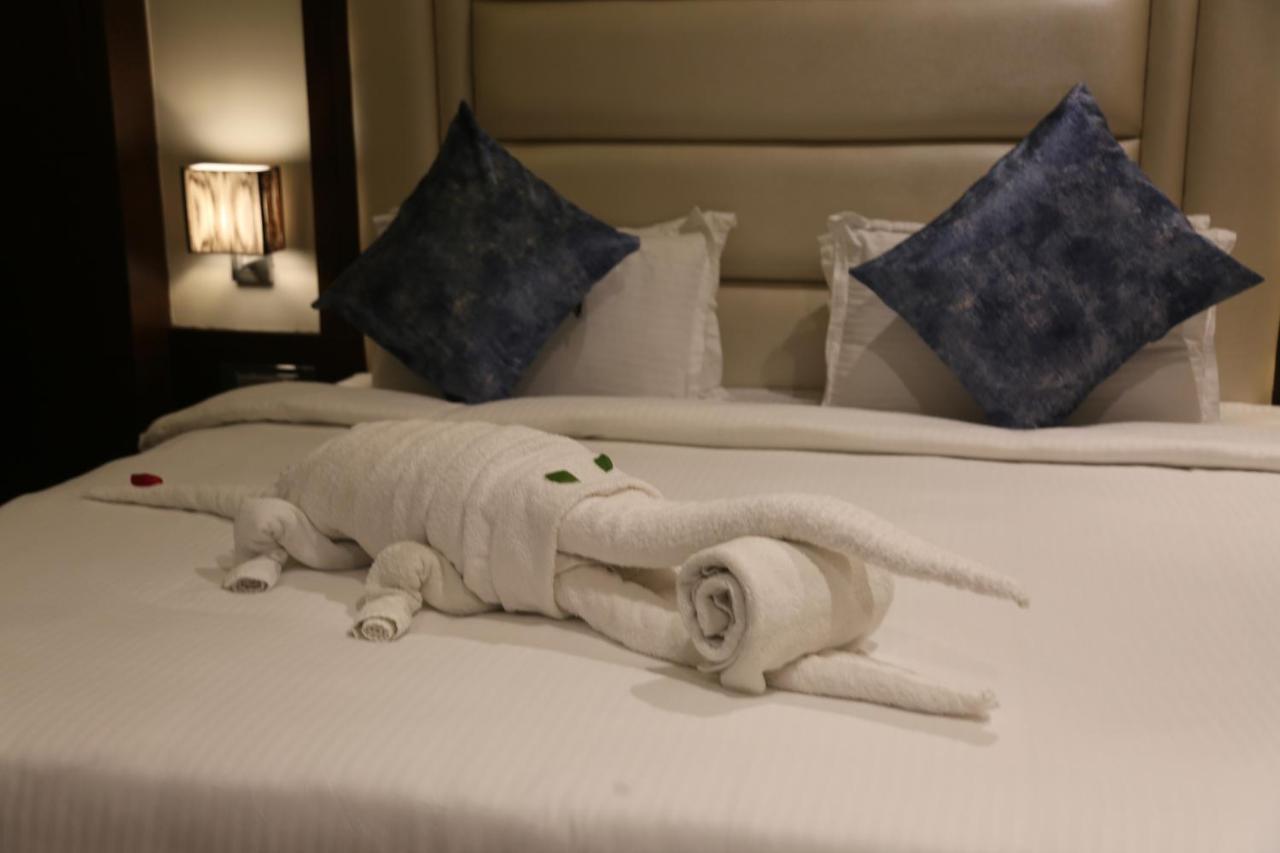 Hotel Prince Viraj Jabalpur Esterno foto