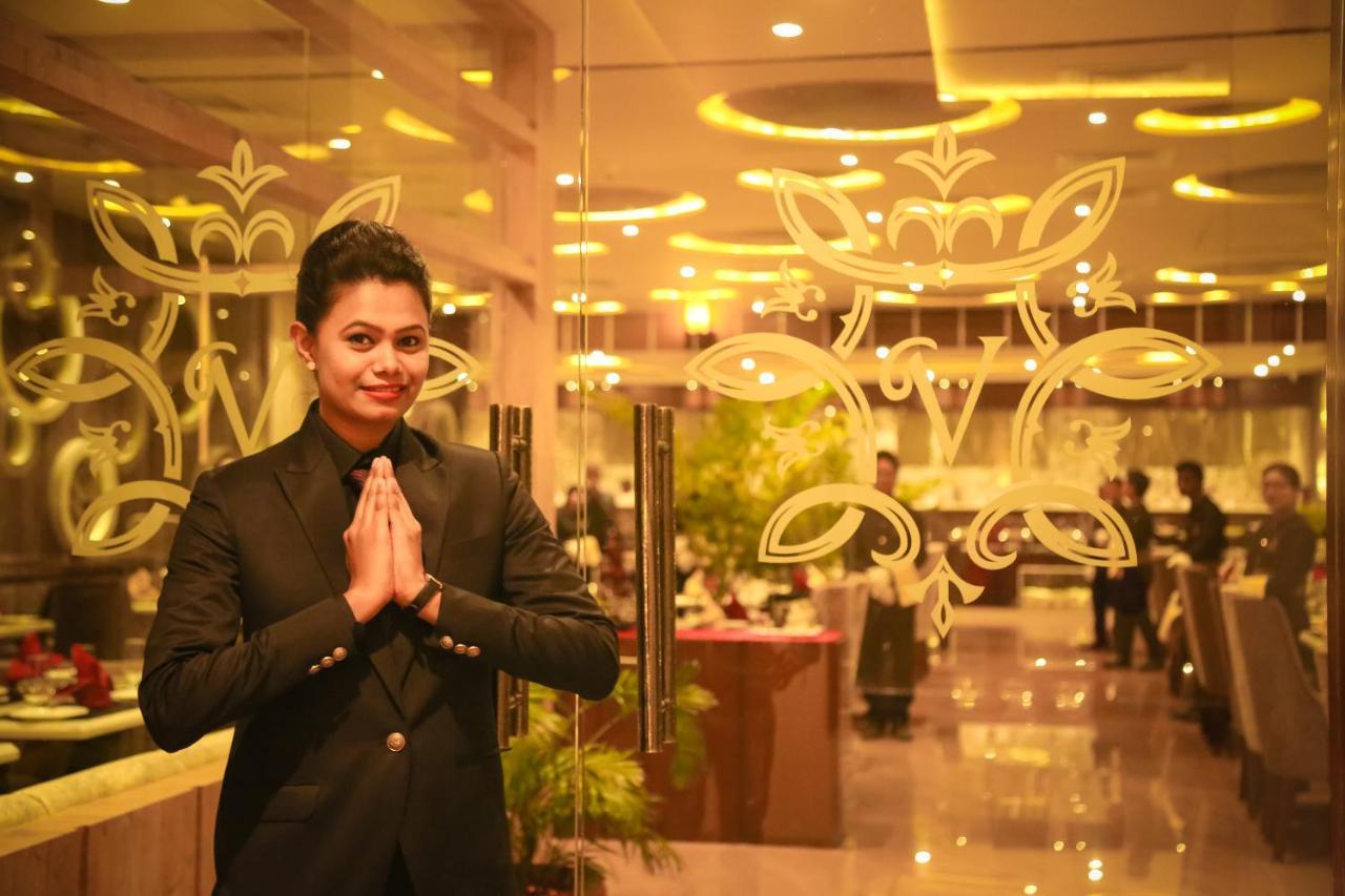 Hotel Prince Viraj Jabalpur Esterno foto