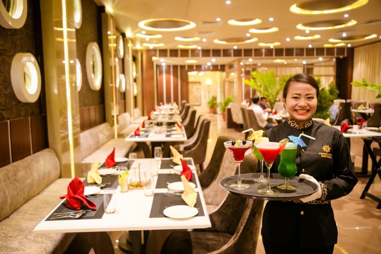 Hotel Prince Viraj Jabalpur Esterno foto