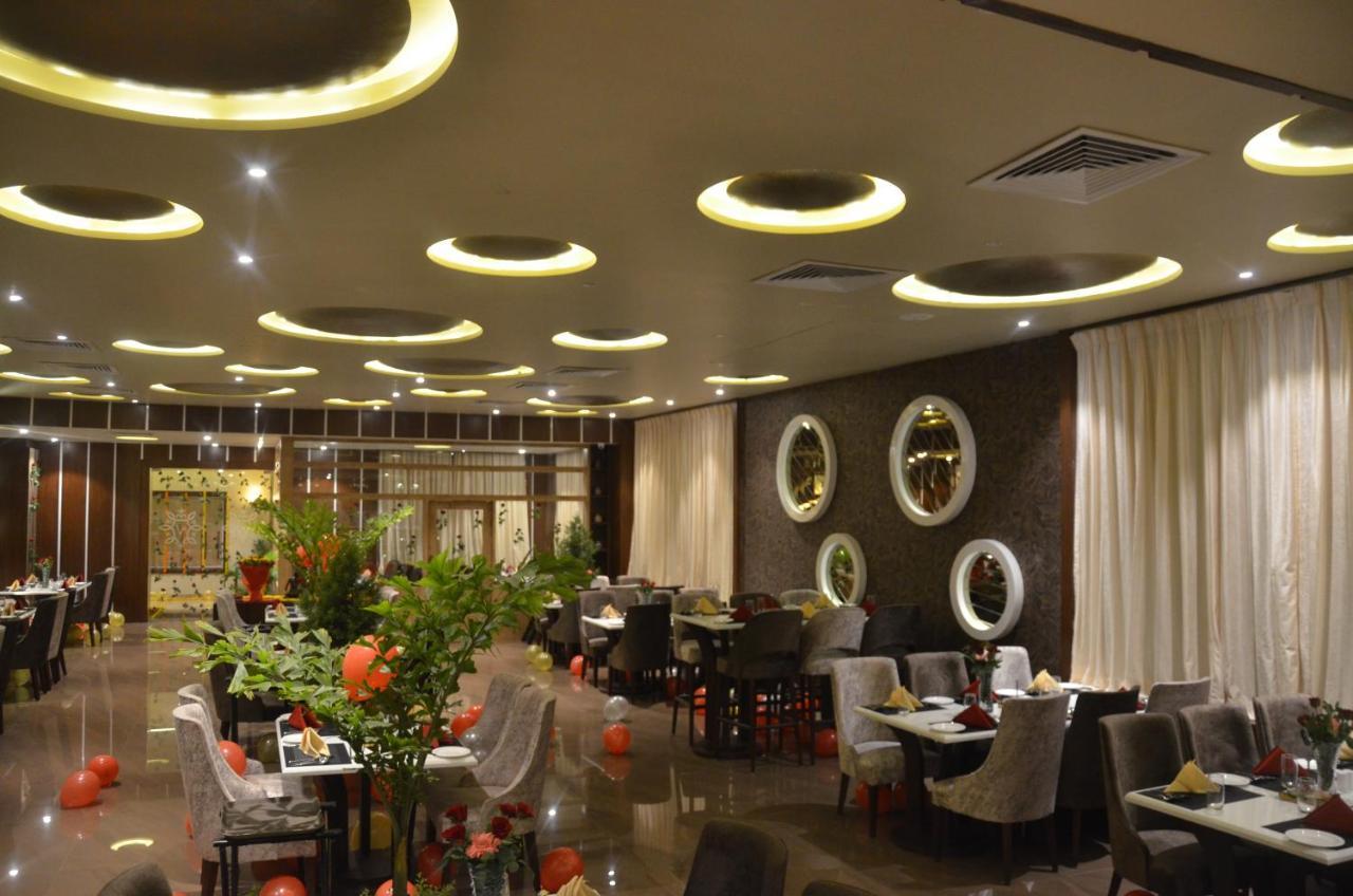 Hotel Prince Viraj Jabalpur Esterno foto